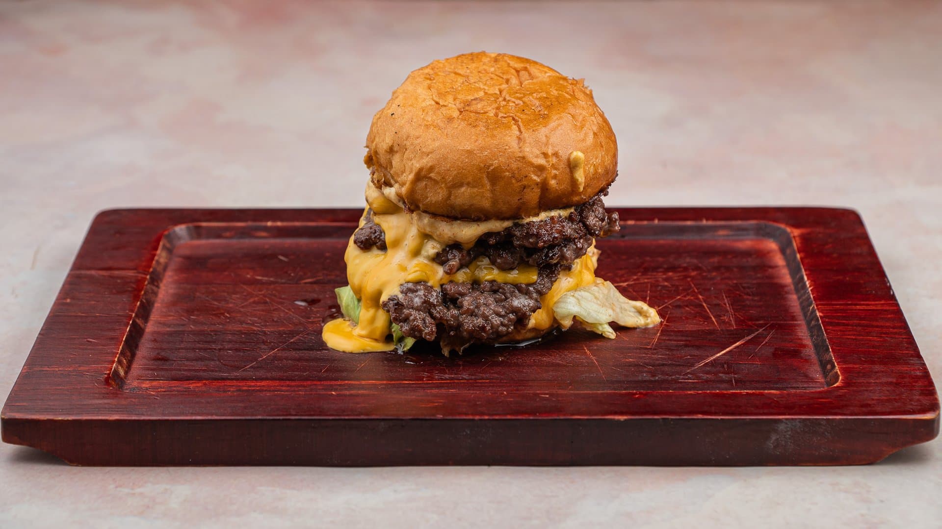 CLASSIC Triple Double burger